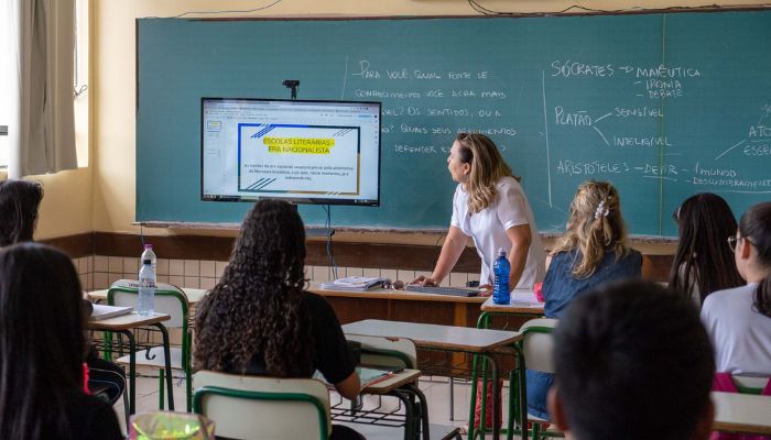 Terminam nesta terça as inscrições para o concurso de professores e pedagogos da rede